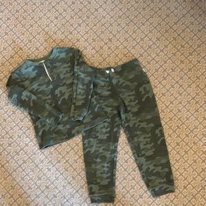 Camo Print Sweatshirt and Joggers Set